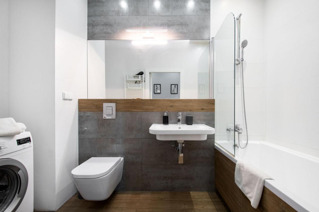 ורשה Mg Apartments Gieldowa מראה חיצוני תמונה