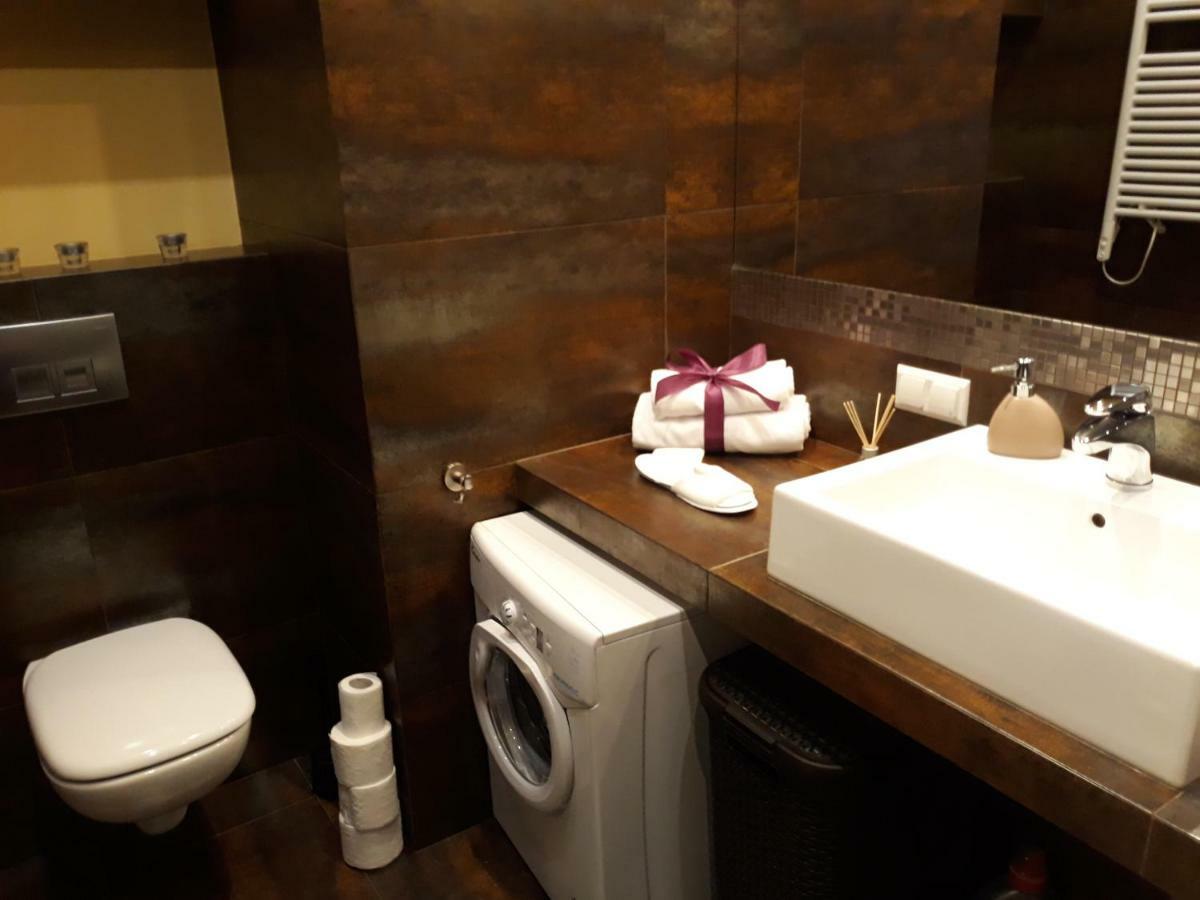 ורשה Mg Apartments Gieldowa מראה חיצוני תמונה