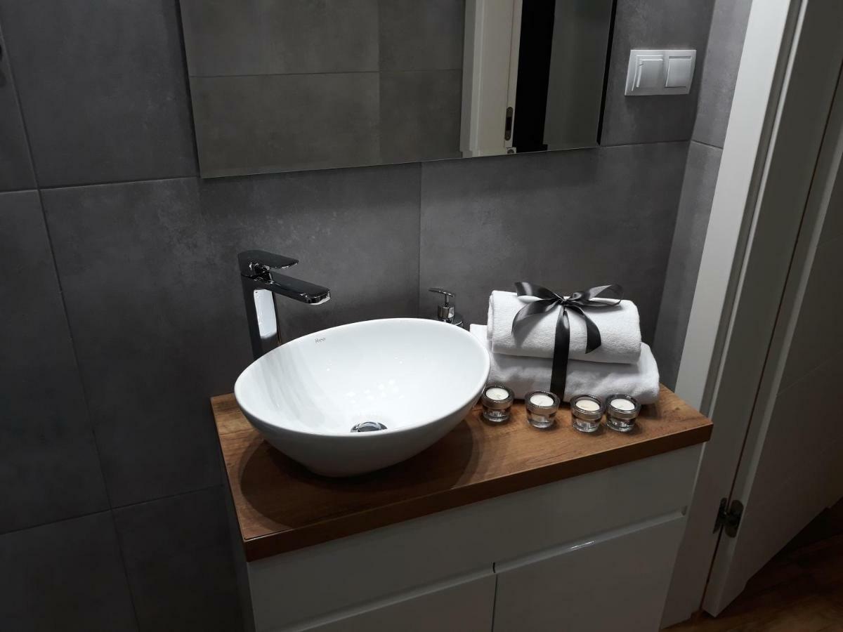 ורשה Mg Apartments Gieldowa מראה חיצוני תמונה